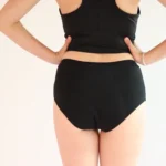 Detalle frontal del Calzón Menstrual BRUMA con corte clásico de cintura alta.